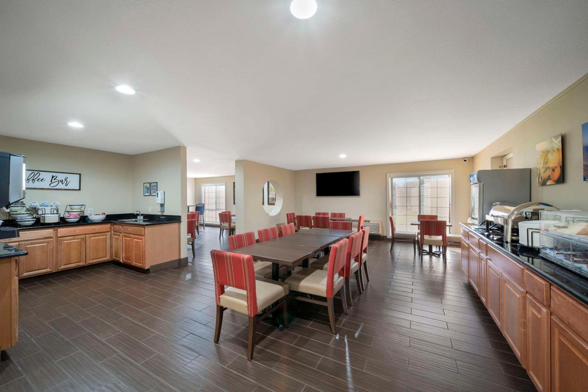 Comfort Suites Red Bluff Near I-5 Экстерьер фото