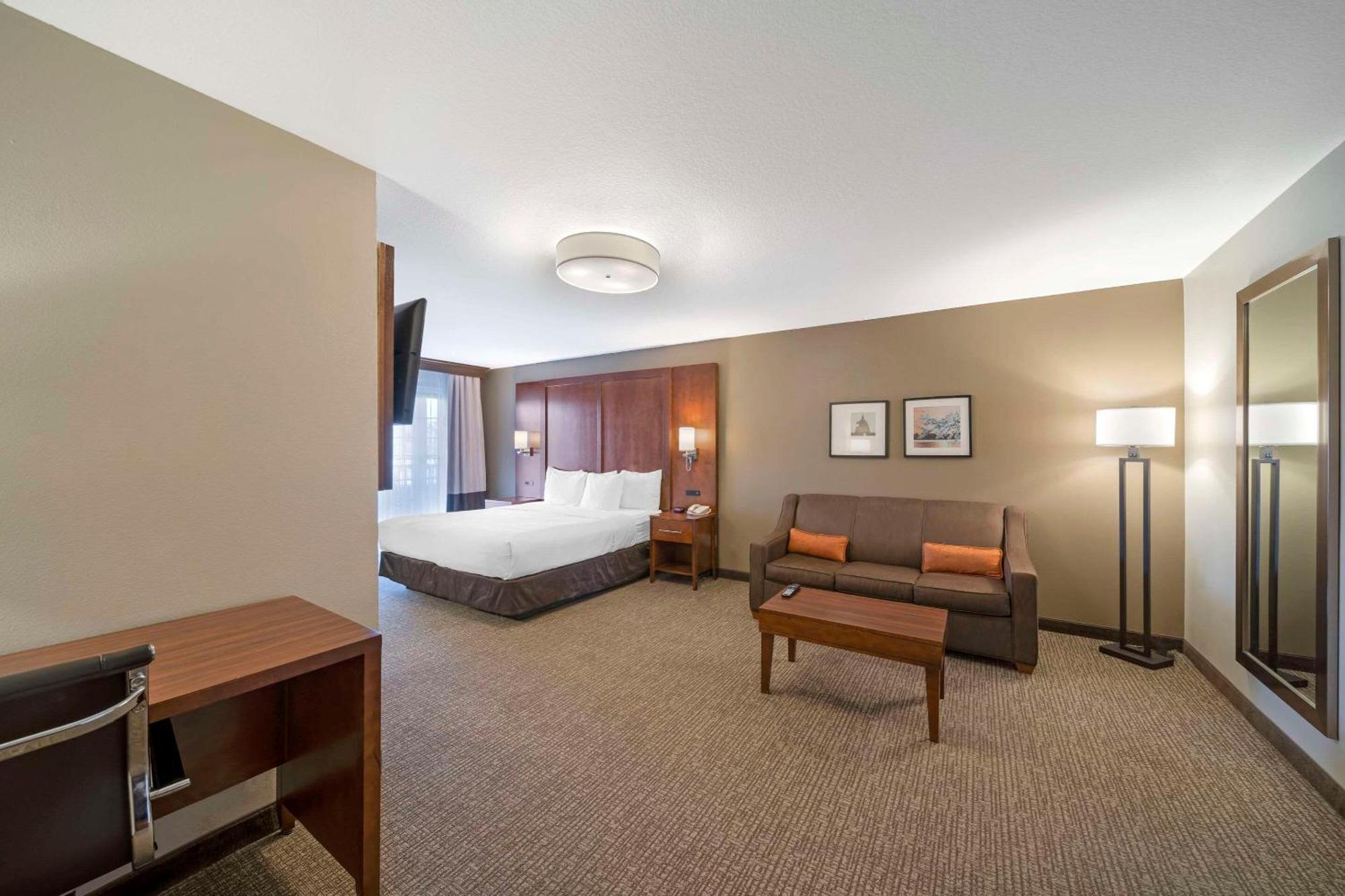 Comfort Suites Red Bluff Near I-5 Экстерьер фото