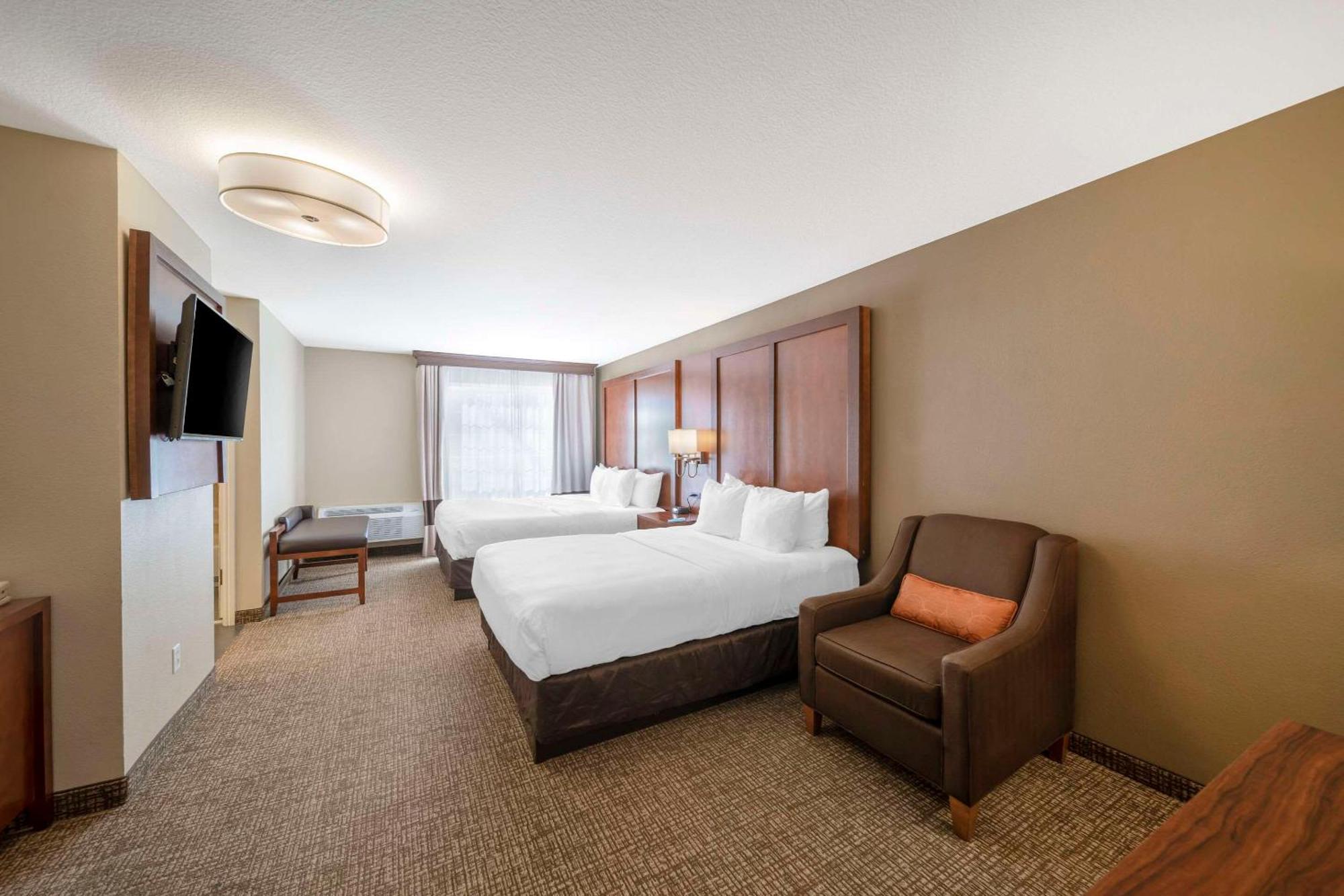 Comfort Suites Red Bluff Near I-5 Экстерьер фото